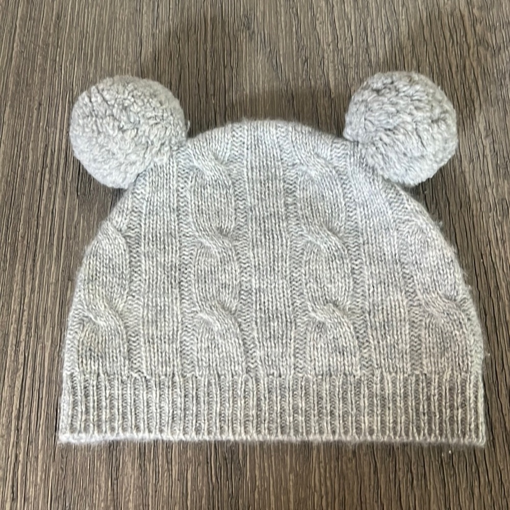 Bloomie’s Baby Cable Knit Cashmere Pom Pom Hat